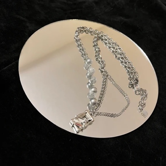 Silver Cracked Beads Rhinestone Necklace - Picture 2 of 5